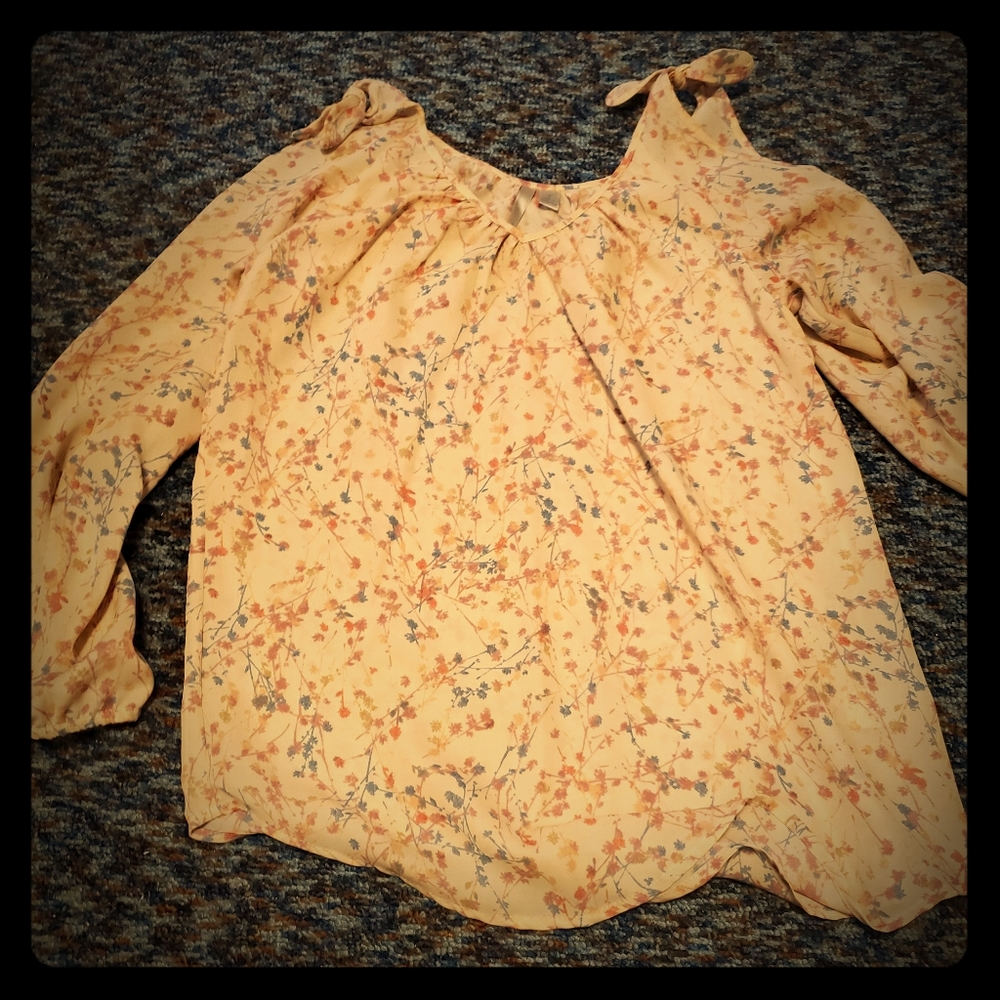 LC Lauren Conrad top